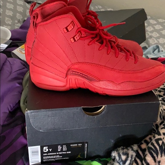 Gym RED 12s - Picture 2 of 5